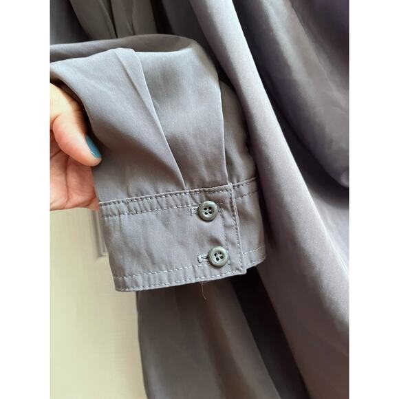 Gestuz Gray Shine Long Sleeve Button Down Tunic Blouse US Size 10 Timeless - Picture 7 of 9